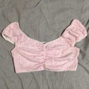 Forever 21 top pink and white floral, cropped, puffed sleeves